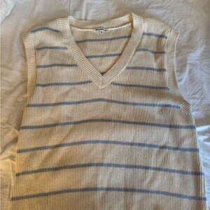 Reformation sweater vest in size Medium